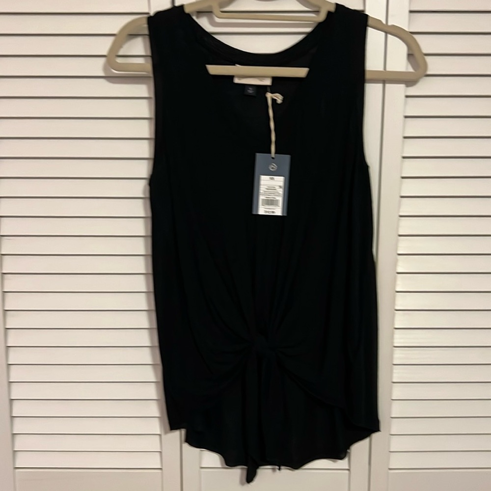 Universal Thread black tie front knit top
